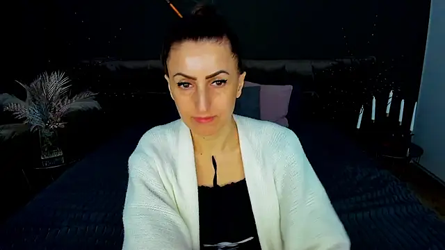 Snapshot of Rebecca_Diamond chatting on 02.10.26 Rebecca Diamond online show from 02.10.26