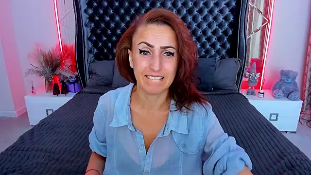Snapshot of Rebecca_Diamond chatting on 06.23.26 Rebecca Diamond online show from 06.23.26