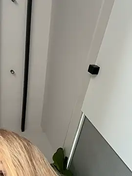 curchez  online show from 02.18.26