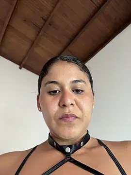 Snapshot of pleasureMyAss- chatting on 07.22.26 pleasureMyAss- online show from 07.22.26