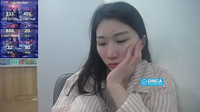 Snapshot of Asiagirll chatting on 01.12.26 Asiagirll online show from 01.12.26