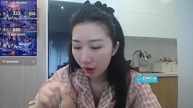 Snapshot of Asiagirll chatting on 03.22.26 Asiagirll online show from 03.22.26