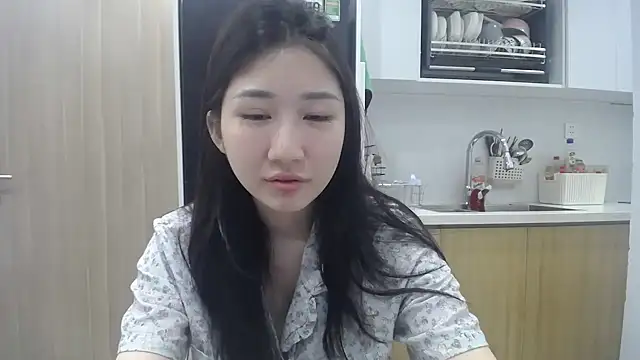 Snapshot of Asiagirll chatting on 05.01.26 Asiagirll online show from 05.01.26