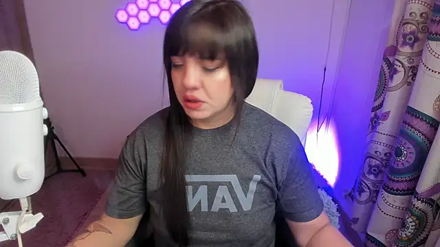 sophia grants online show from 10.23.25