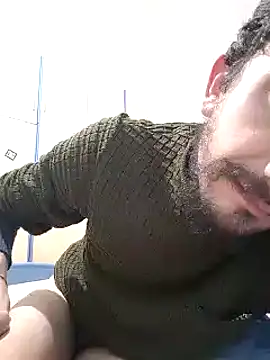 Snapshot of Lore93s chatting on 03.04.25 Lore93s online show from 03.04.25