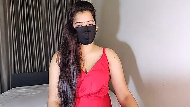 Snapshot of YourLovelyQueen chatting on 02.14.25 YourLovelyQueen online show from 02.14.25