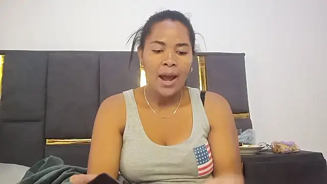 Snapshot of aleixane chatting on 03.12.26 aleixane online show from 03.12.26