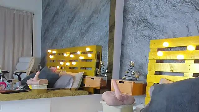 elena mature online show from 02.23.25