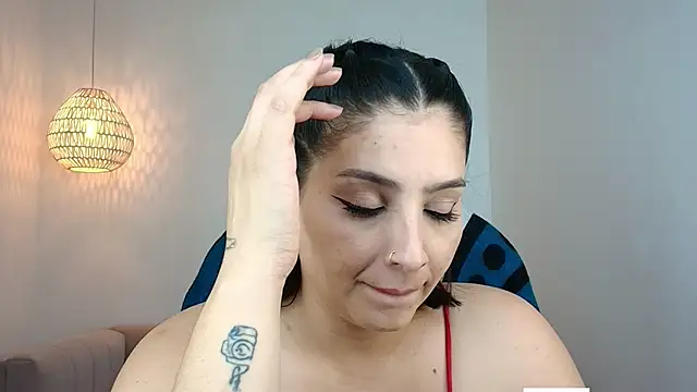 Snapshot of YummyAnna_ chatting on 04.22.26 YummyAnna online show from 04.22.26