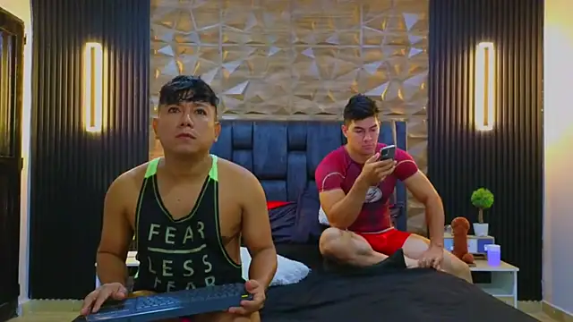 Snapshot of FelipeAndMarcello3 chatting on 02.07.25 FelipeAndMarcello3 online show from 02.07.25