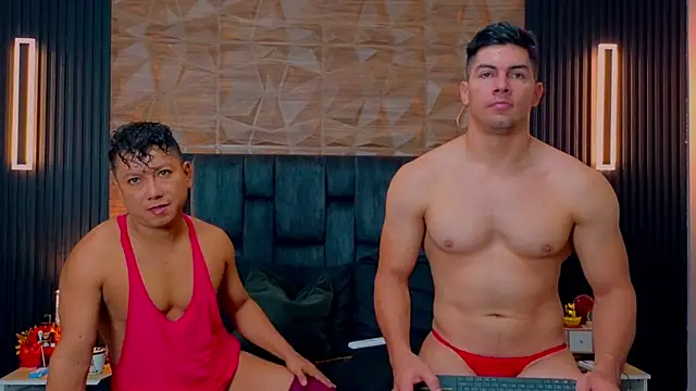 Snapshot of FelipeAndMarcello3 chatting on 10.08.25 FelipeAndMarcello3 online show from 10.08.25