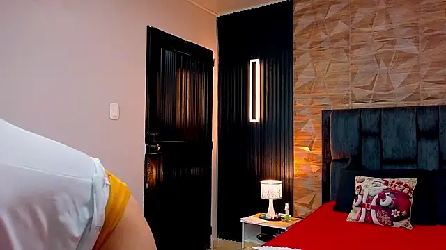 Snapshot of FelipeAndMarcello3 chatting on 01.09.26 FelipeAndMarcello3 online show from 01.09.26