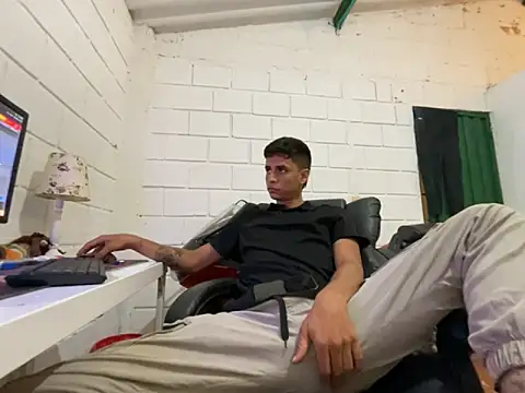 Max TheHorseDick online show from 10.03.25