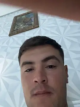 urielpereira online show from 04.05.26