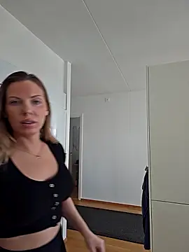 novaforyou1 online show from 03.08.25