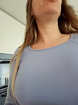 novaforyou1 online show from 10.03.25