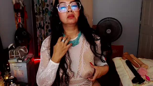 Snapshot of RUBII-ADAMS chatting on 05.08.26 RUBII-ADAMS online show from 05.08.26