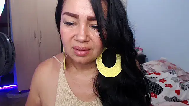 Snapshot of RUBII-ADAMS chatting on 05.21.26 RUBII-ADAMS online show from 05.21.26