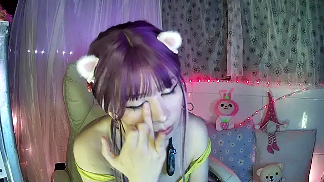 Haru Queenn online show from 03.06.25