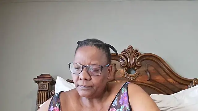 SEXYBOOBSNASS online show from 01.28.25