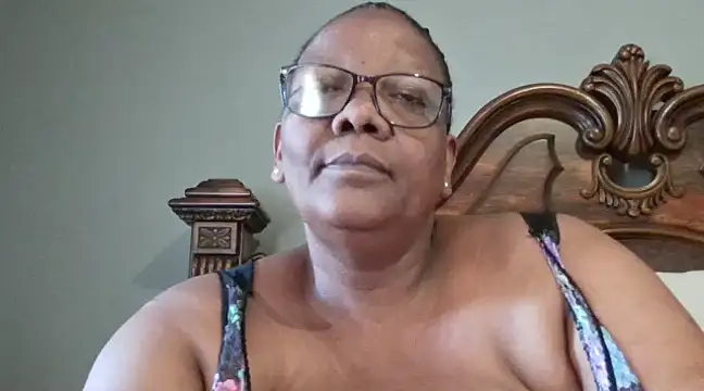 SEXYBOOBSNASS online show from 02.05.25