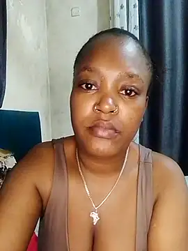 Snapshot of Spice202 chatting on 11.13.25 Spice202 online show from 11.13.25