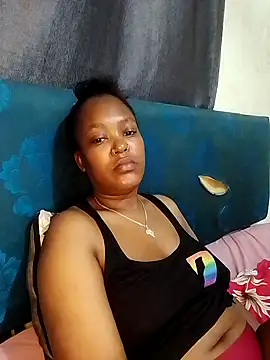 Snapshot of Spice202 chatting on 11.14.25 Spice202 online show from 11.14.25