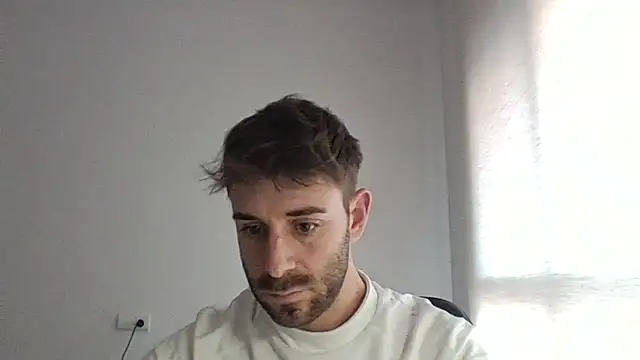 Snapshot of vargas90 chatting on 02.02.26 vargas90 online show from 02.02.26