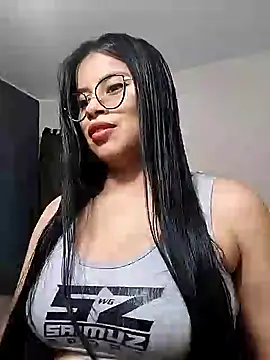 charlotte moineau online show from 12.05.24