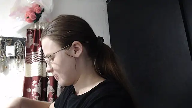 HellenMiyer1111 online show from 11.26.25