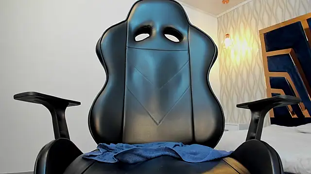 Snapshot of Petesevans chatting on 03.01.25 Petesevans online show from 03.01.25