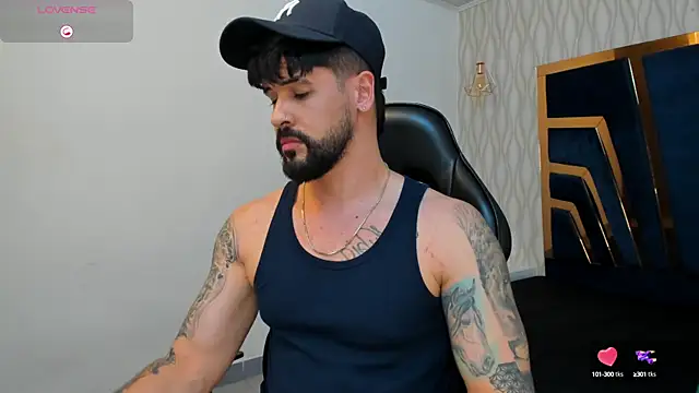 Snapshot of Petesevans chatting on 09.10.25 Petesevans online show from 09.10.25