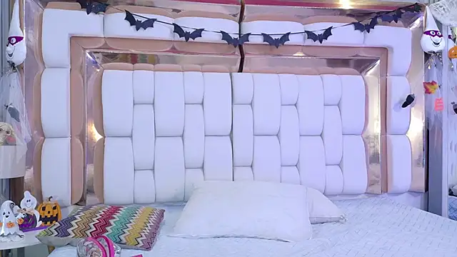 sexysistter online show from 10.11.25