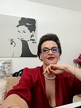 Snapshot of RebeccaNoble chatting on 02.09.26 RebeccaNoble online show from 02.09.26