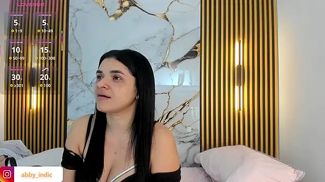 Snapshot of indi_catalina chatting on 06.18.26 indi catalina online show from 06.18.26