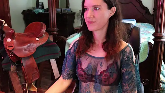 thornburyrose online show from 12.18.25