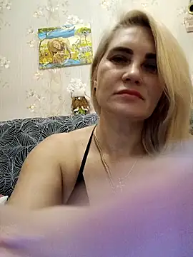 JennyOMay online show from 10.31.25