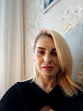 JennyOMay online show from 12.22.25