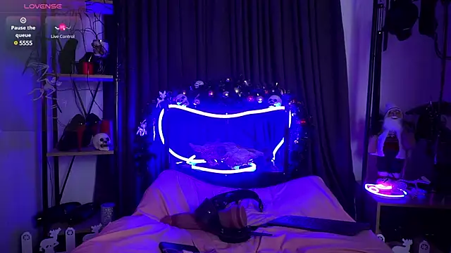 CyberXGoddess online show from 12.27.24