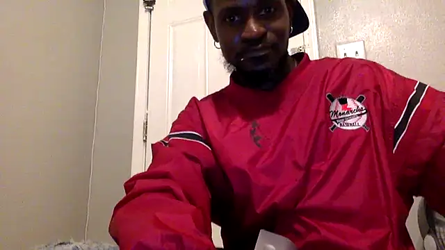 Snapshot of Maculine_Stayr chatting on 12.20.25 Maculine Stayr online show from 12.20.25