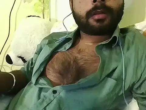 Snapshot of SHENOY3 chatting on 01.30.25 SHENOY3 online show from 01.30.25