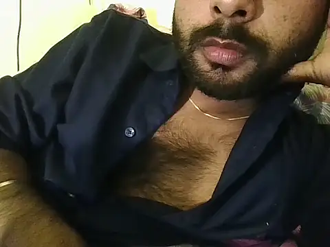 Snapshot of SHENOY3 chatting on 02.11.25 SHENOY3 online show from 02.11.25