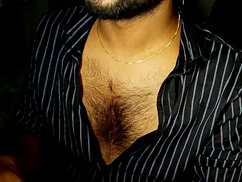 Snapshot of SHENOY3 chatting on 10.04.25 SHENOY3 online show from 10.04.25