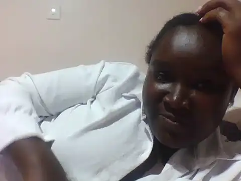 Snapshot of queen_aria19 chatting on 01.08.26 queen aria19 online show from 01.08.26