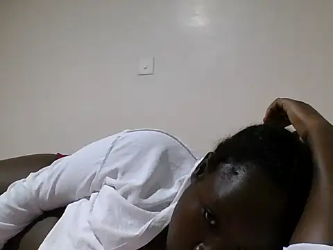 Snapshot of queen_aria19 chatting on 01.09.26 queen aria19 online show from 01.09.26