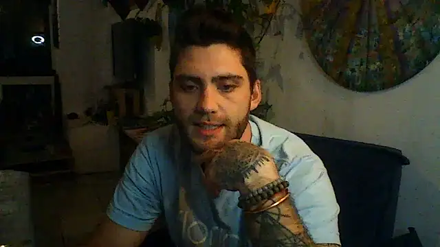 Snapshot of Jerusalimo chatting on 05.18.26 Jerusalimo online show from 05.18.26