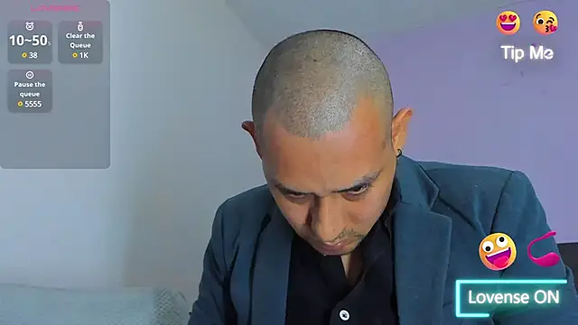 jhonyalzate2 online show from 12.22.24