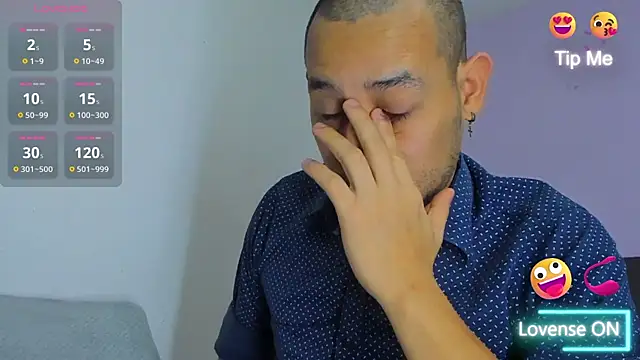 jhonyalzate2 online show from 12.27.24