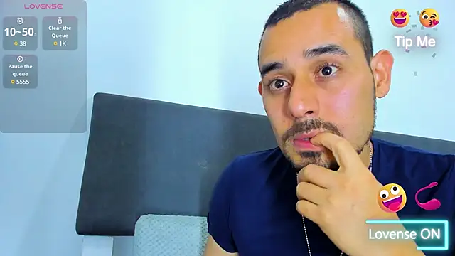 jhonyalzate2 online show from 03.14.25