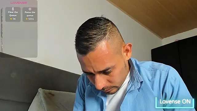 jhonyalzate2 online show from 03.06.26